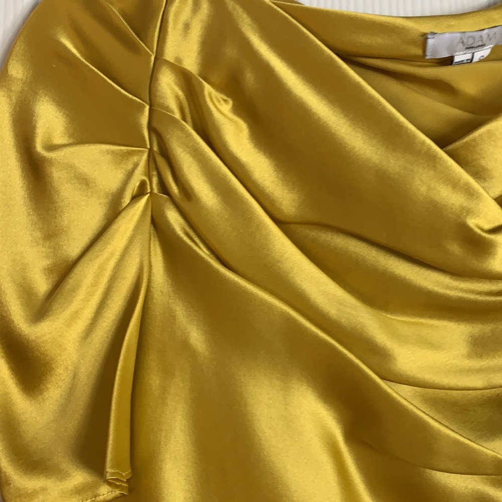 Blouse! - Picture 2 of 3